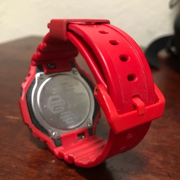 G-Shock Vibrant Red Timepiece - Picture 4 of 4